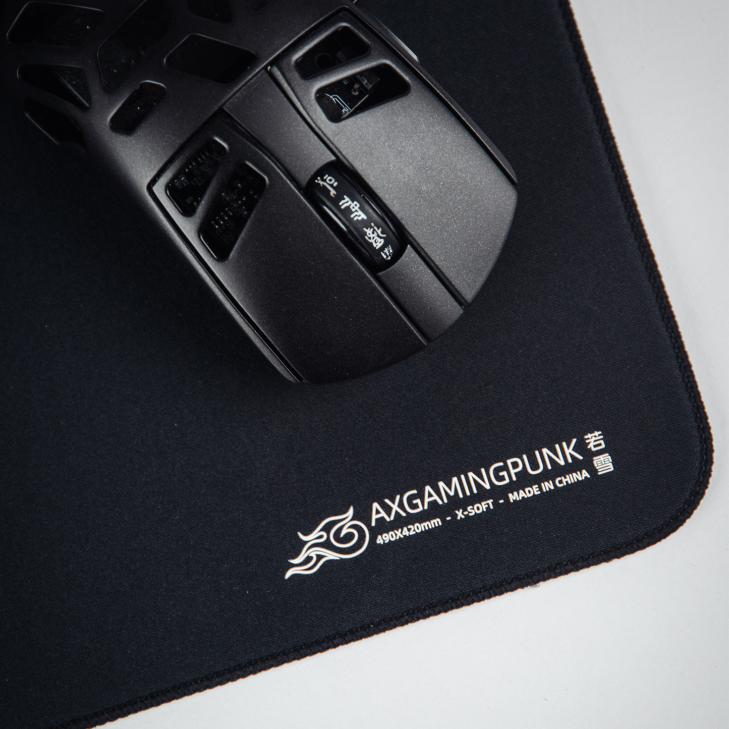 AXgamingpunk SNOW Gaming Mousepad